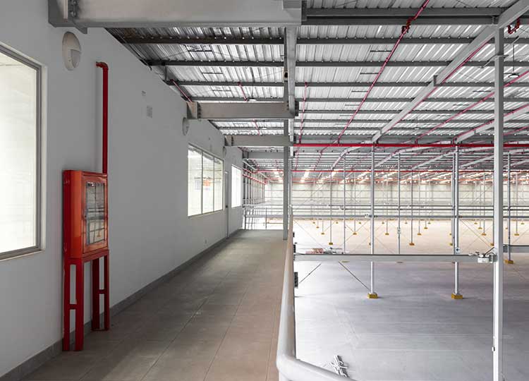 OFICINAS EN MEZANINE